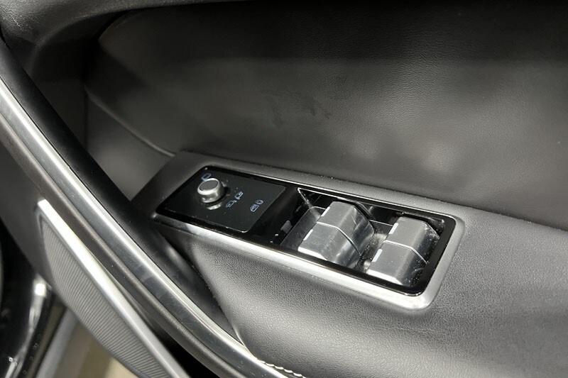 Used Jaguar F-Pace 2021 for sale - 76982458: Photo 23