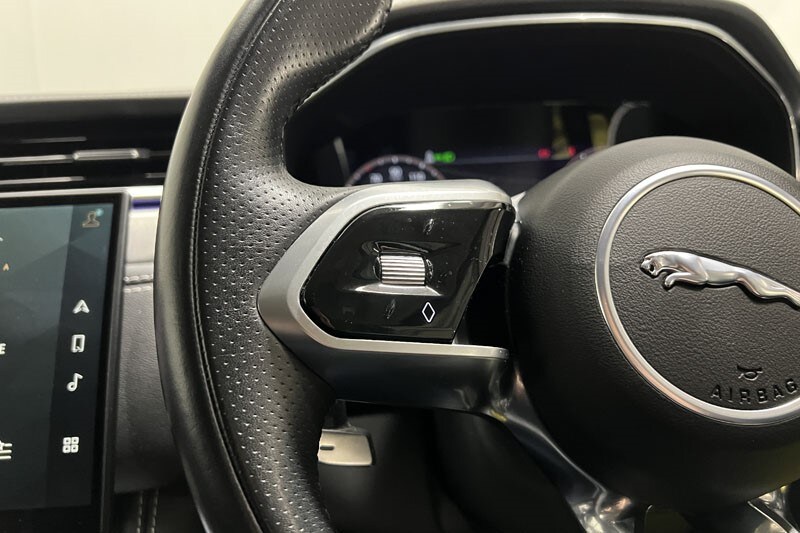 Used Jaguar F-Pace 2021 for sale - 76982458: Photo 29