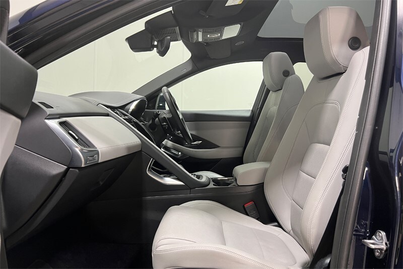 Used Jaguar E-Pace 2024 for sale - 77961835: Photo 3