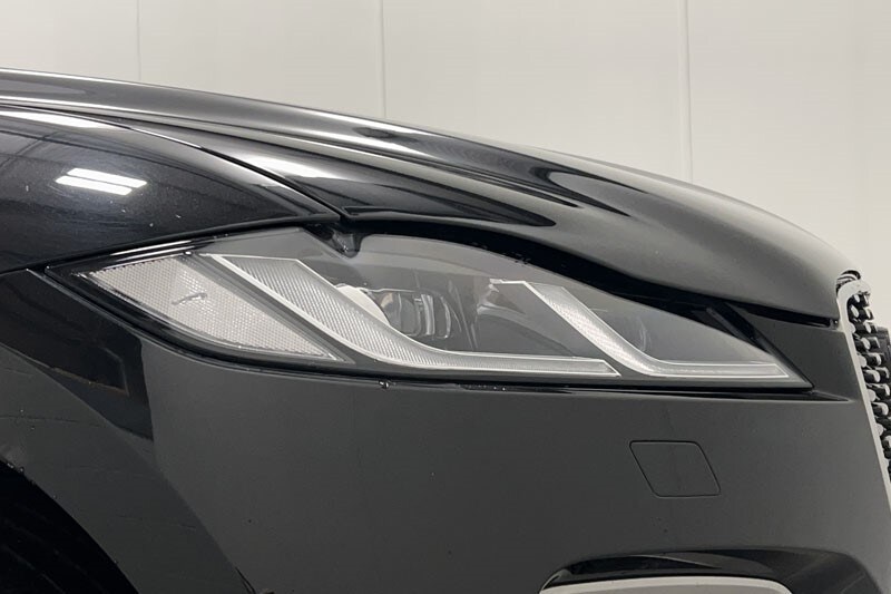 Used Jaguar F-Pace 2023 for sale - 76981858: Photo 17