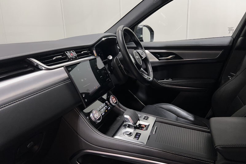 Used Jaguar F-Pace 2023 for sale - 76981858: Photo 39