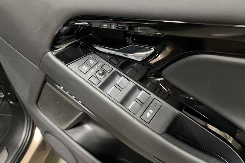 Used Land Rover Range Rover Evoque 2024 for sale - 76981775: Photo 24