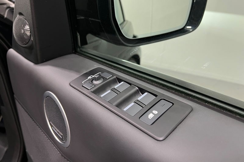 Used Land Rover Discovery 2025 for sale - 77778683: Photo 24