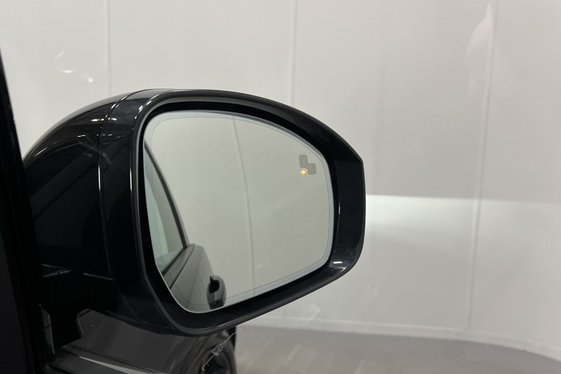 Used Land Rover Discovery 2025 for sale - 77778683: Photo 25