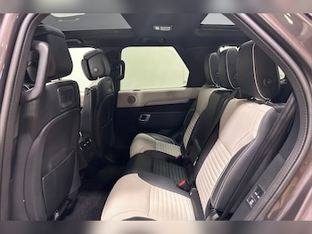 Used Land Rover Discovery 2021 for sale - 79251629: Photo