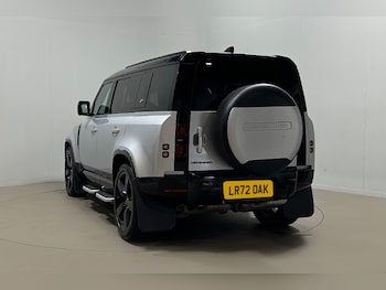 Used Land Rover Defender 2022 for sale - 79136987: Photo