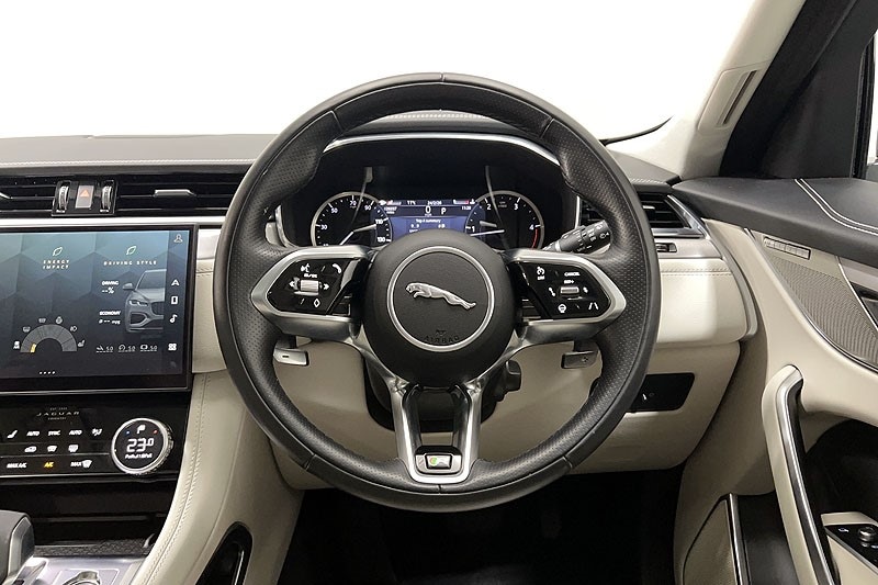 Used Jaguar F-Pace 2023 for sale - 77653276: Photo 15