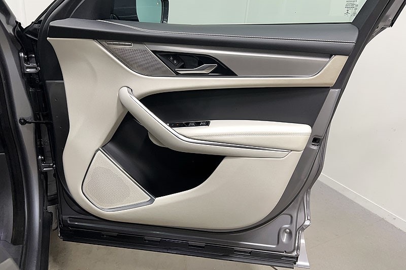 Used Jaguar F-Pace 2023 for sale - 77653276: Photo 21