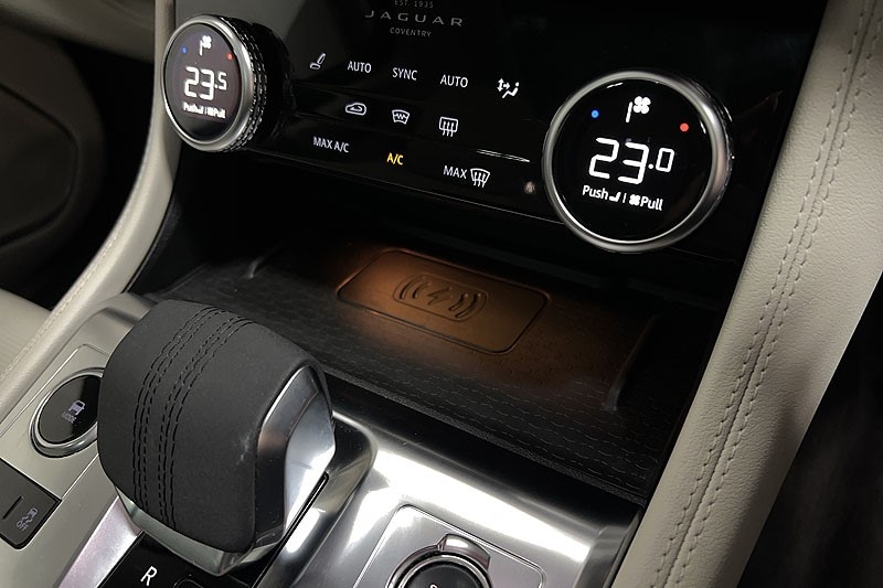 Used Jaguar F-Pace 2023 for sale - 77653276: Photo 33