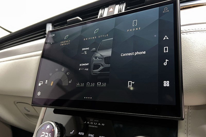 Used Jaguar F-Pace 2023 for sale - 77653276: Photo 36