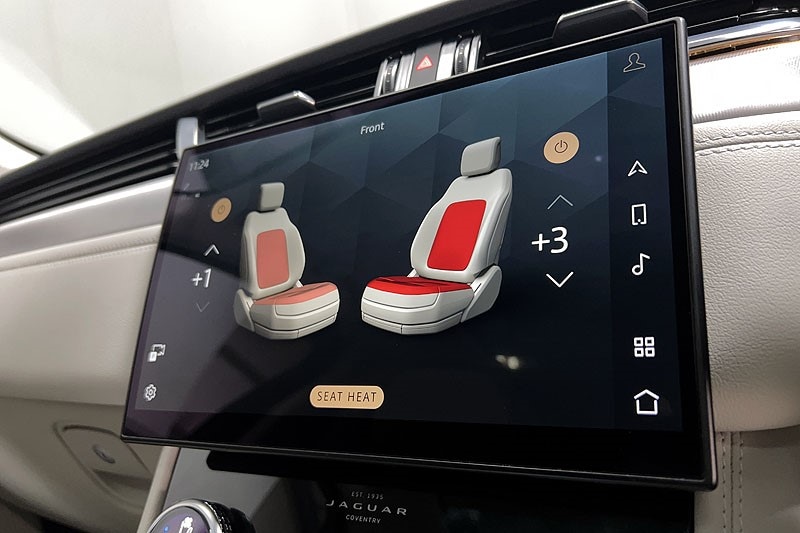 Used Jaguar F-Pace 2023 for sale - 77653276: Photo 39