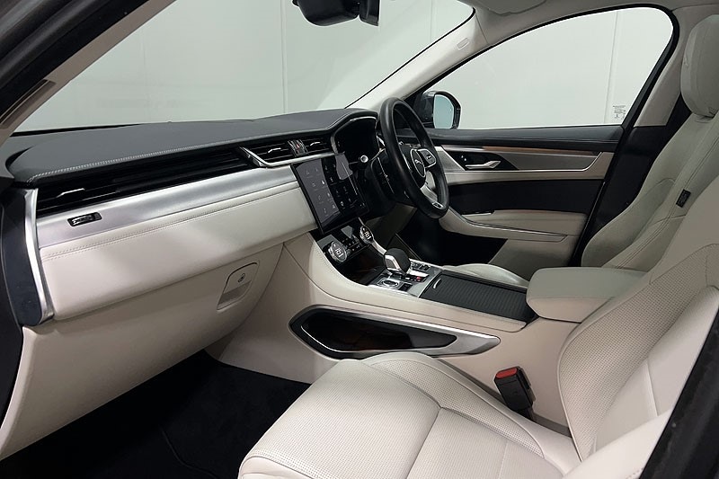 Used Jaguar F-Pace 2023 for sale - 77653276: Photo 40