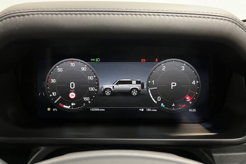 Used Land Rover Defender 2023 for sale - 77545422: Photo 16