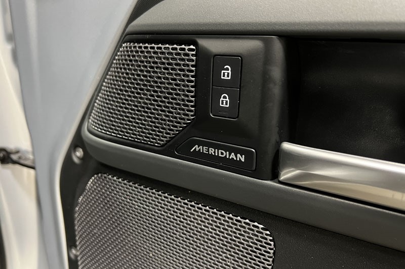 Used Land Rover Defender 2023 for sale - 77545422: Photo 23