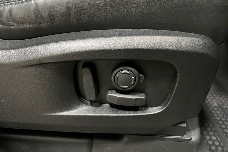 Used Land Rover Defender 2023 for sale - 77545422: Photo 25