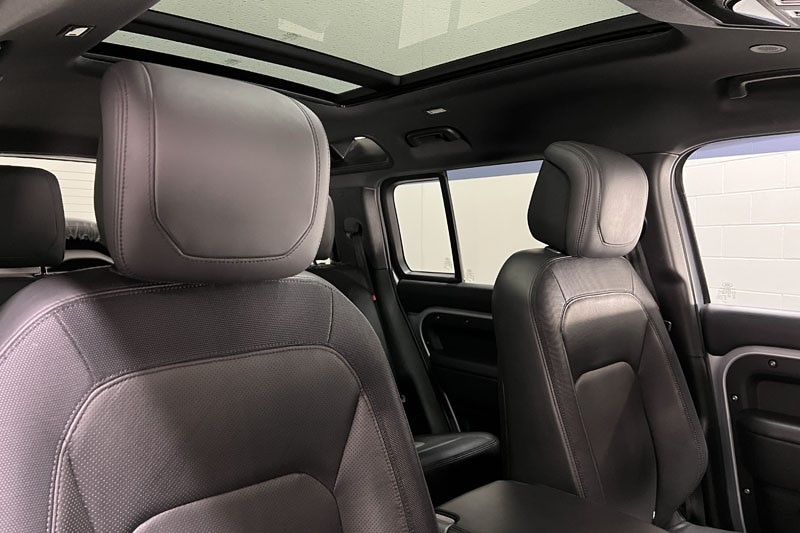 Used Land Rover Defender 2023 for sale - 77545422: Photo 27