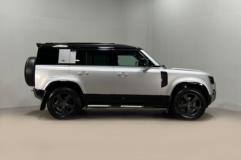 Used Land Rover Defender 2023 for sale - 77545422: Photo 5