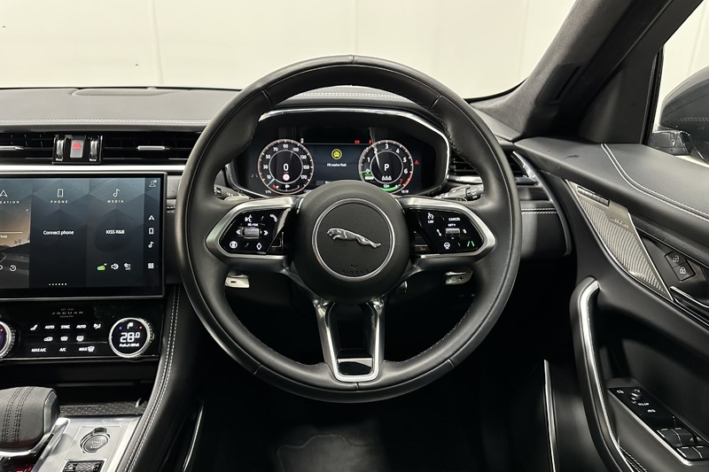 Used Jaguar F-Pace 2024 for sale - 77679007: Photo 15