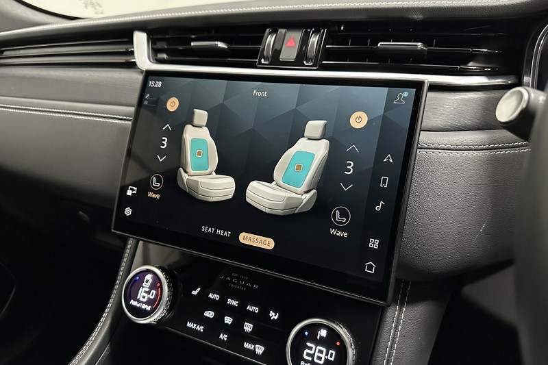 Used Jaguar F-Pace 2024 for sale - 77679007: Photo 39