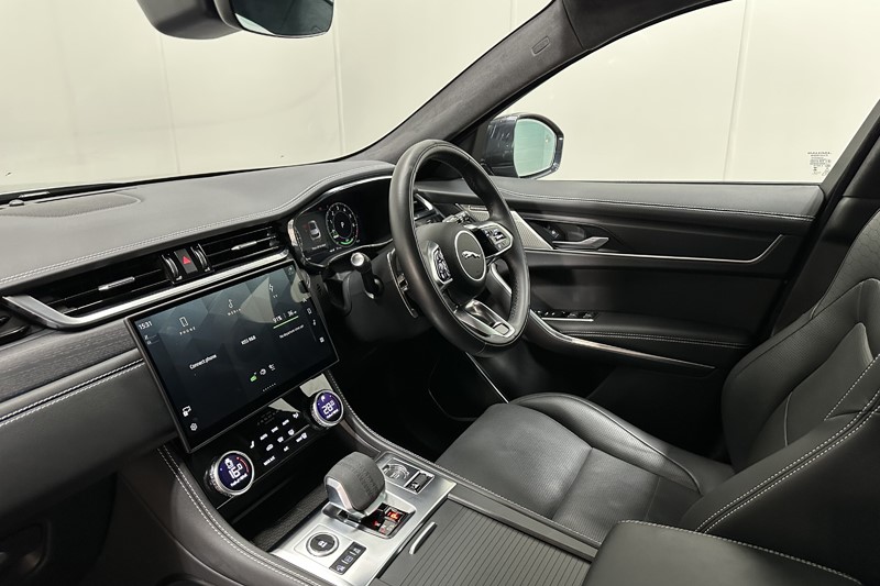 Used Jaguar F-Pace 2024 for sale - 77679007: Photo 43