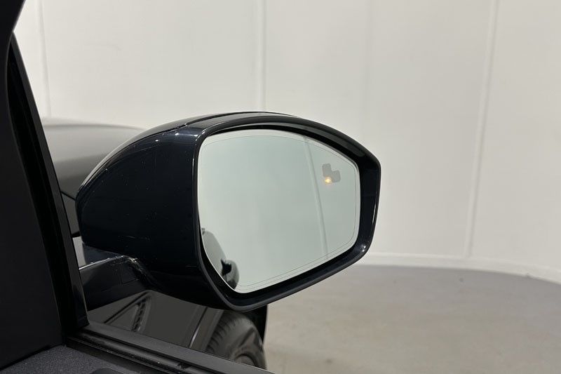 Used Land Rover Discovery Sport 2022 for sale - 76981622: Photo 23