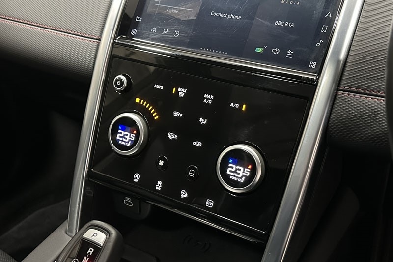 Used Land Rover Discovery Sport 2022 for sale - 76981622: Photo 31