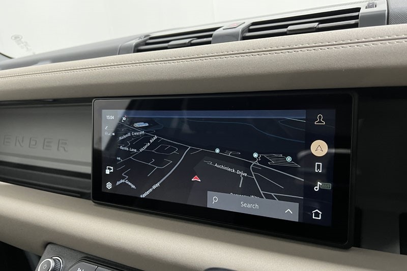 Used Land Rover Defender 2022 for sale - 78028130: Photo 11