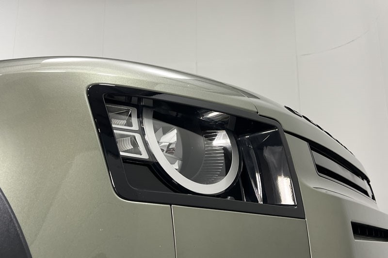 Used Land Rover Defender 2022 for sale - 78028130: Photo 17