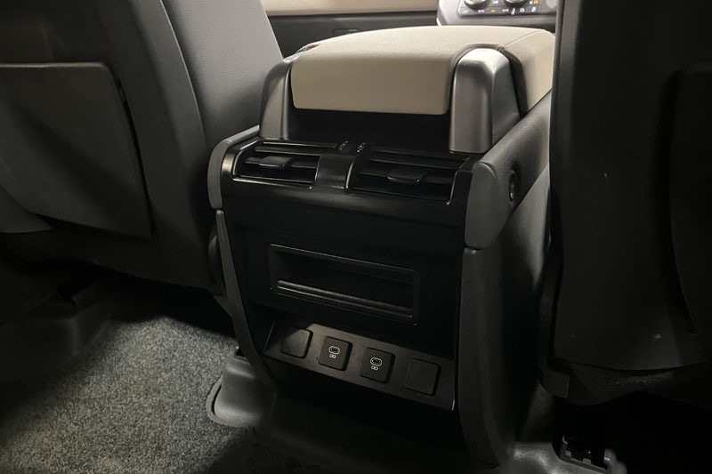 Used Land Rover Defender 2022 for sale - 78028130: Photo 18