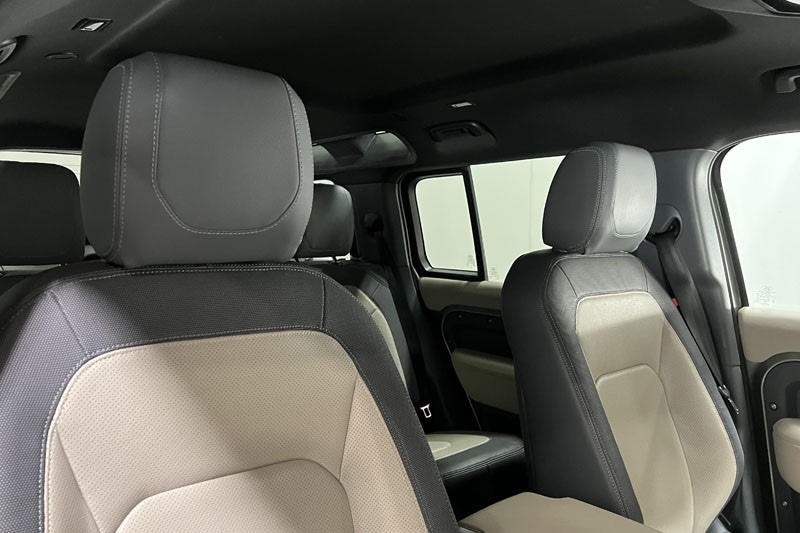 Used Land Rover Defender 2022 for sale - 78028130: Photo 24