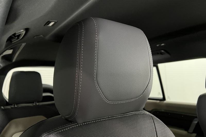 Used Land Rover Defender 2022 for sale - 78028130: Photo 25