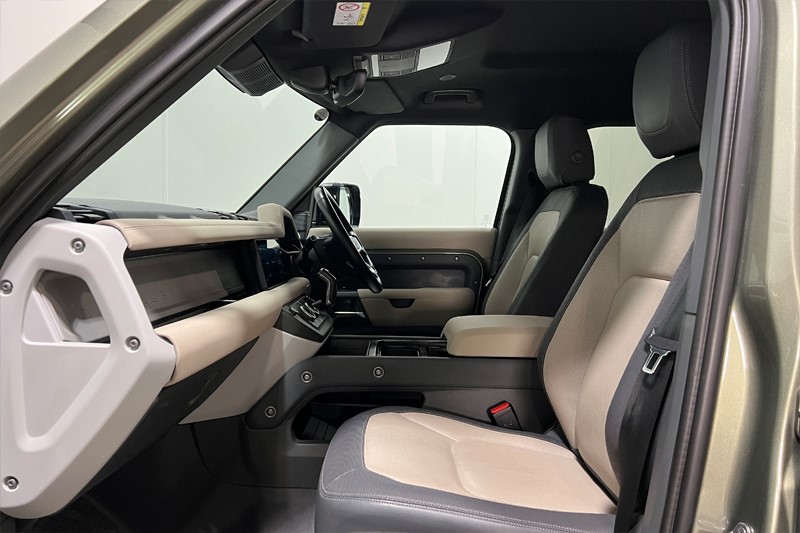 Used Land Rover Defender 2022 for sale - 78028130: Photo 3