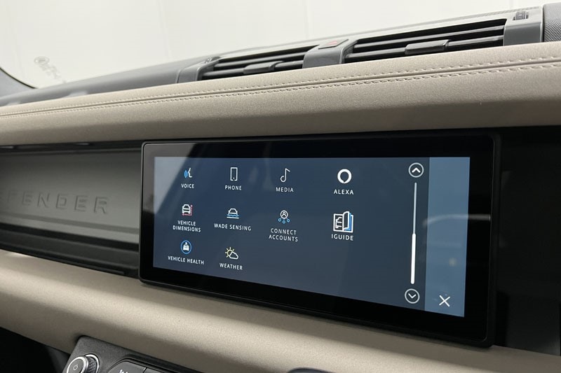 Used Land Rover Defender 2022 for sale - 78028130: Photo 32