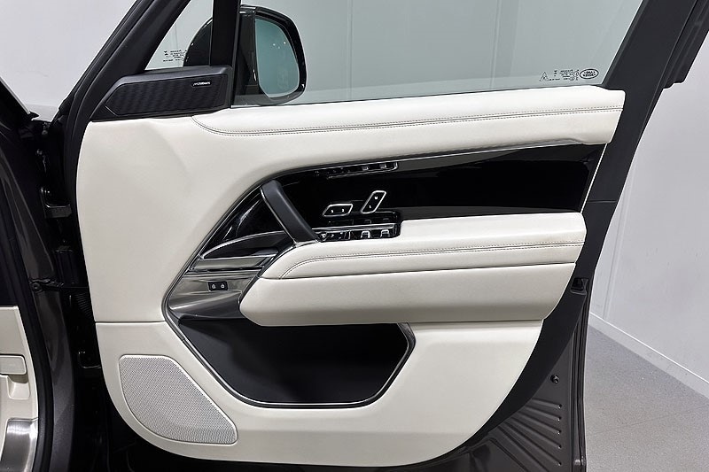 Used Land Rover Range Rover 2024 for sale - 76982504: Photo 21