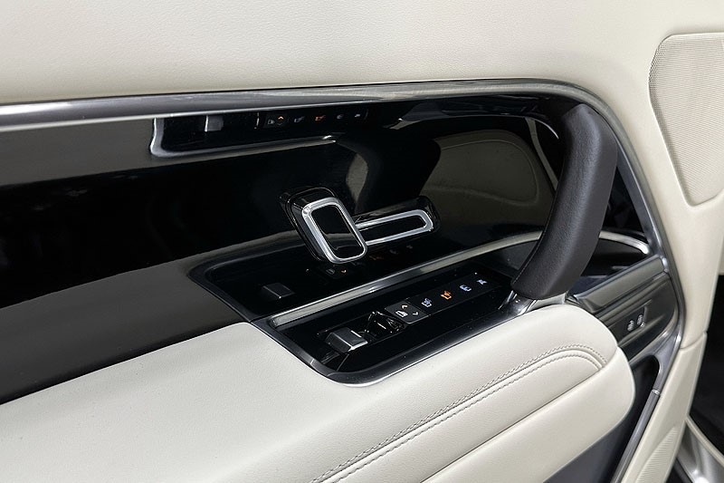 Used Land Rover Range Rover 2024 for sale - 76982504: Photo 48