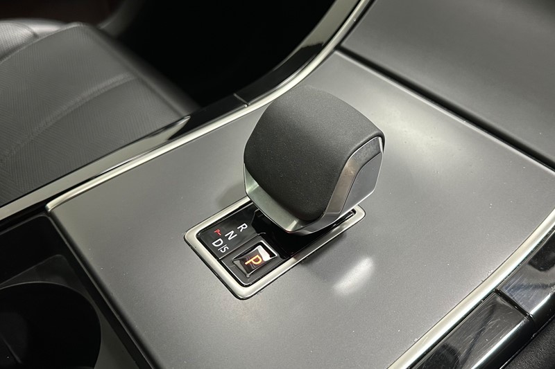 Used Land Rover Range Rover Velar 2023 for sale - 77570196: Photo 14