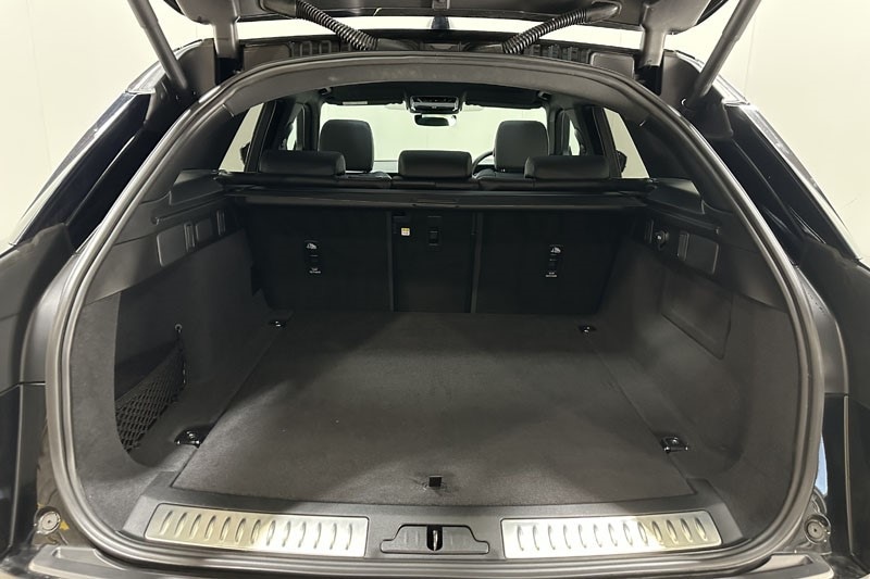 Used Land Rover Range Rover Velar 2025 for sale - 76980950: Photo 10