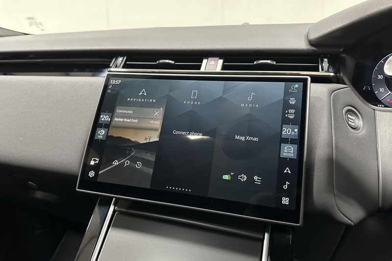 Used Land Rover Range Rover Velar 2025 for sale - 76980950: Photo 30