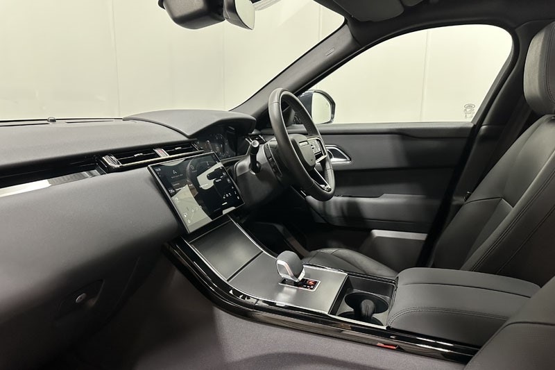 Used Land Rover Range Rover Velar 2025 for sale - 76980950: Photo 36