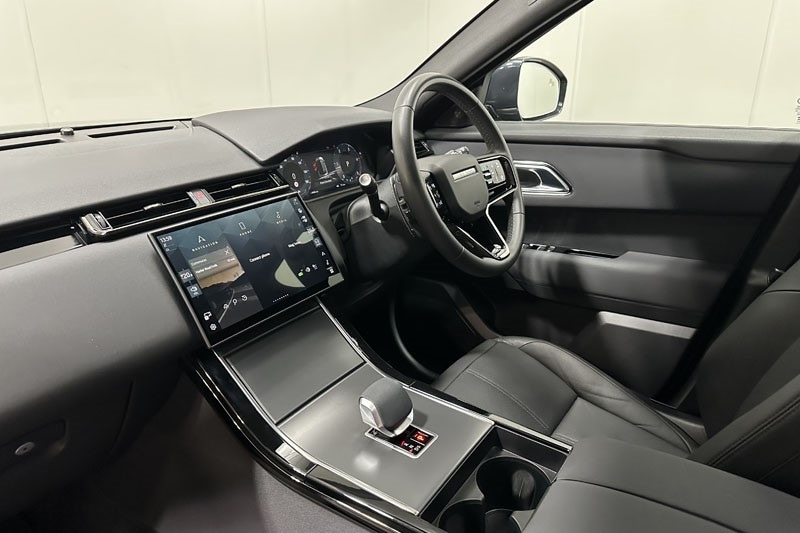 Used Land Rover Range Rover Velar 2025 for sale - 76980950: Photo 37