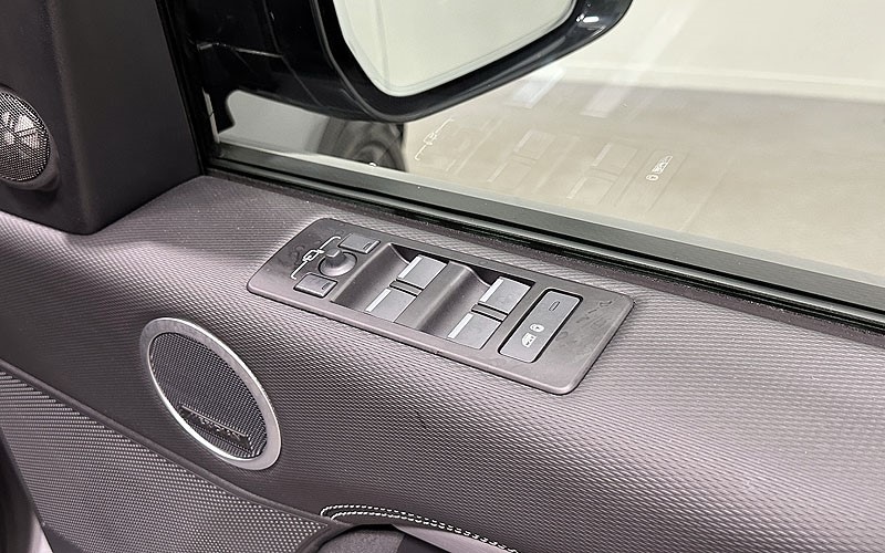 Used Land Rover Discovery 2025 for sale - 78190438: Photo 23