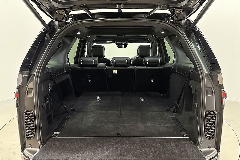 Used Land Rover Discovery 2025 for sale - 76982194: Photo 10