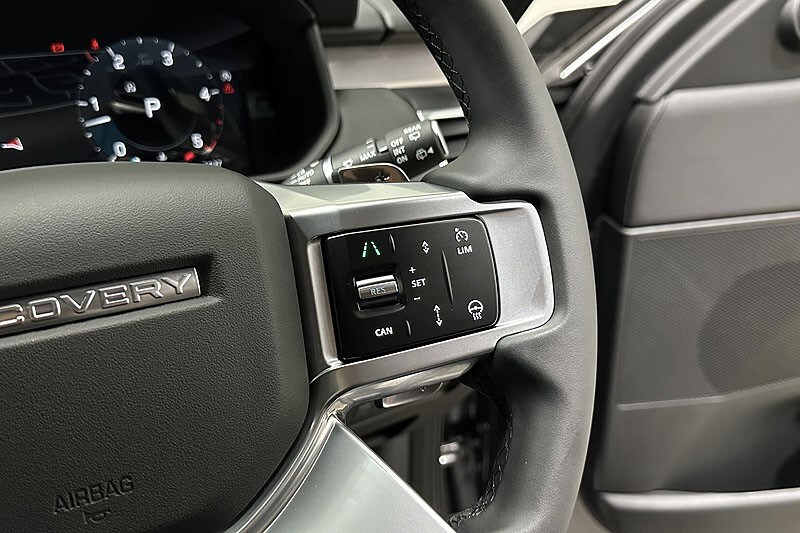 Used Land Rover Discovery 2025 for sale - 76982194: Photo 31