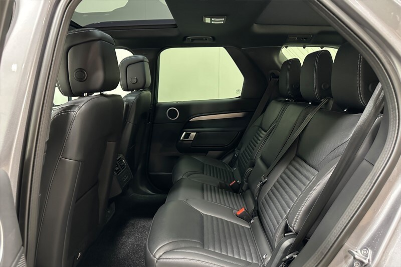 Used Land Rover Discovery 2025 for sale - 76982194: Photo 4