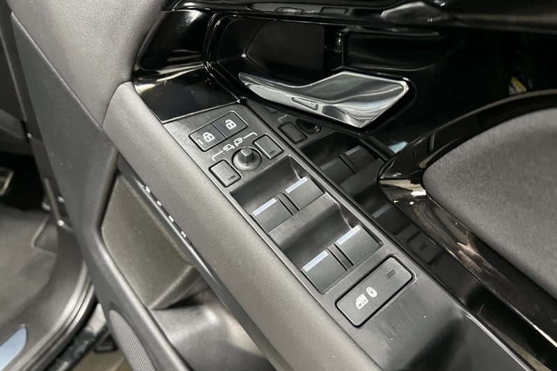 Used Land Rover Range Rover Evoque 2025 for sale - 77844767: Photo 22