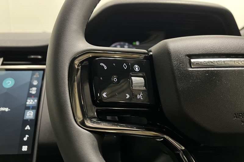 Used Land Rover Range Rover Evoque 2025 for sale - 77844767: Photo 30