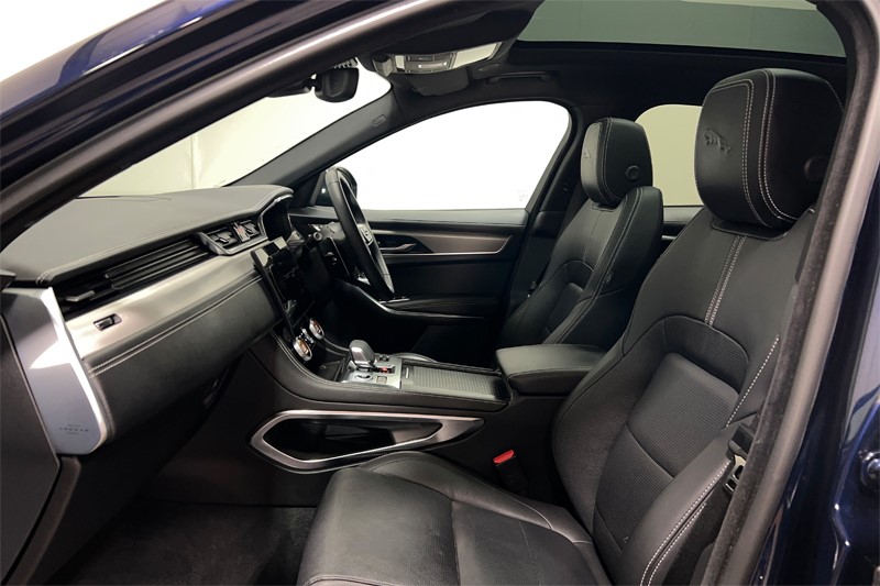 Used Jaguar F-Pace 2024 for sale - 77848225: Photo 3