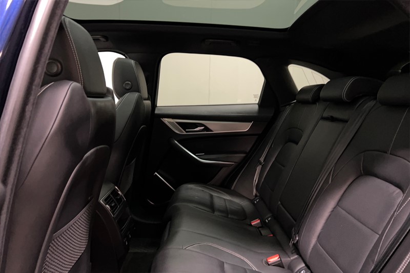 Used Jaguar F-Pace 2024 for sale - 77848225: Photo 4