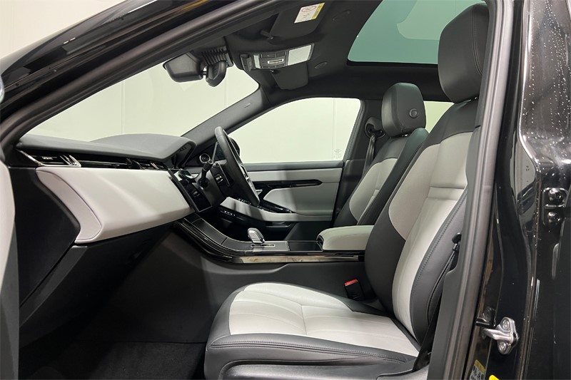 Used Land Rover Range Rover Evoque 2025 for sale - 77170633: Photo 3