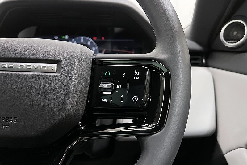 Used Land Rover Range Rover Evoque 2025 for sale - 77170633: Photo 31